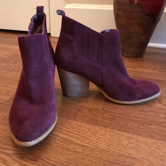 Crown Vintage Purple Velvet Leather Boot - Picture 5 of 6